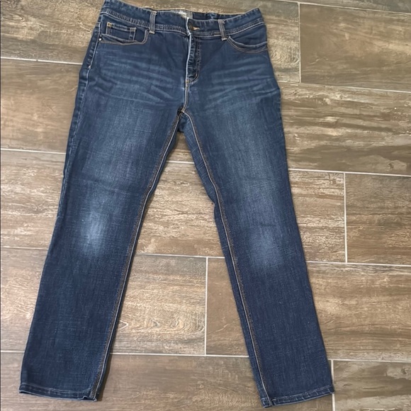 Chico's Ankle Cropped Jeans set of 3 pairs in Blue and Gray - Picture 9 of 16